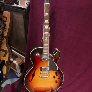 ES-137C 1010471.jpg