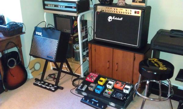 amp corner